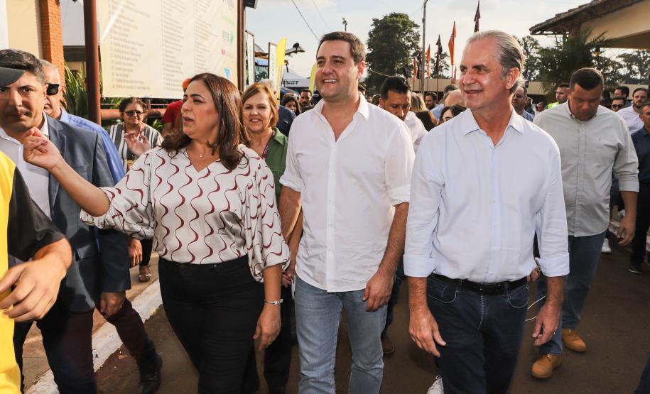 Governador destaca a força do agro paranaense na abertura da Expoingá