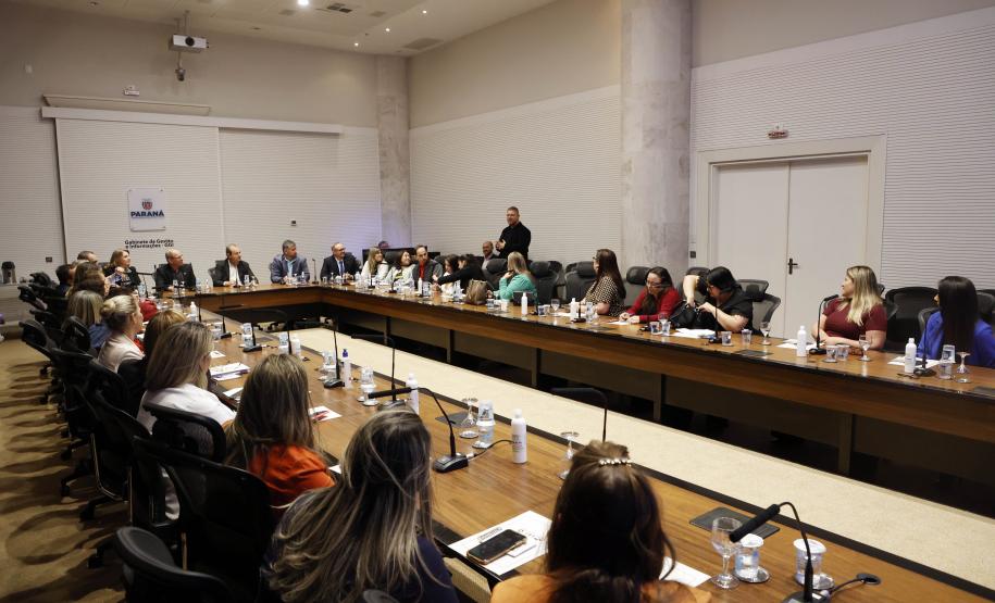 Encontro discute novidades do próximo programa de residência em inovação do Paraná