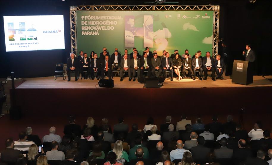 Paraná organiza cadeia para liderar produção de hidrogênio renovável no Brasil