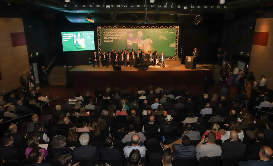 Paraná organiza cadeia para liderar produção de hidrogênio renovável no Brasil