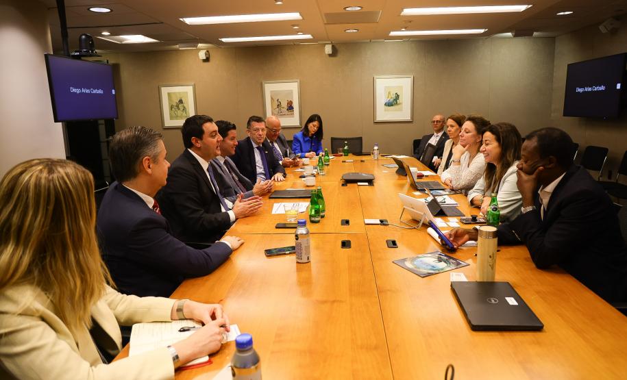 Governador se reúne com representantes do Banco Mundial e prospecta novas parcerias