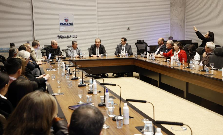 Encontro discute novidades do próximo programa de residência em inovação do Paraná