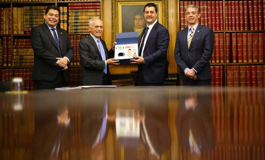 Governador apresenta a empresários de Portugal novos potenciais do Paraná