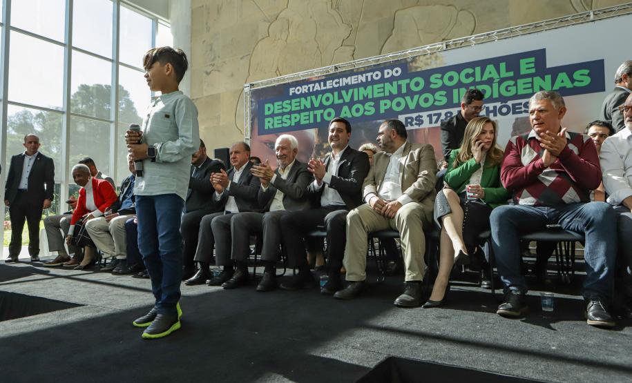 Governador anuncia Conferência Estadual dos Povos Indígenas e R$ 7 milhões para proteção social