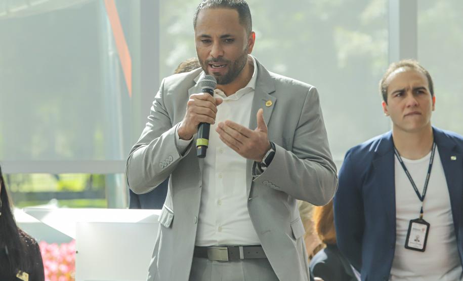 Governador anuncia Conferência Estadual dos Povos Indígenas e R$ 7 milhões para proteção social