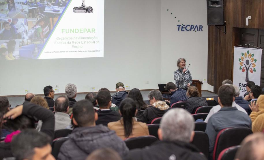 Alimentação 100% orgânica nas escolas avança no Paraná; técnicos discutem novos desafios