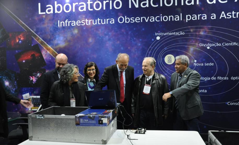 Estado lança Paraná faz Ciência 2023, evento dedicado à pesquisa e inovação