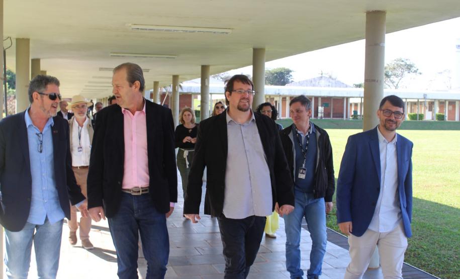 Governo inaugura espaços e repassa recursos para câmpus da Unioeste