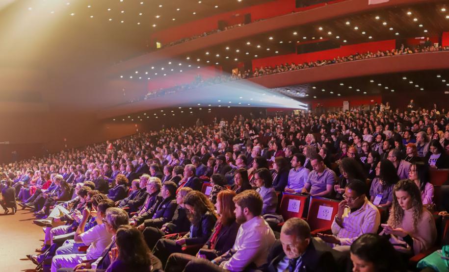 Paraná reafirma compromisso com o ensino superior no maior congresso nacional da ciência