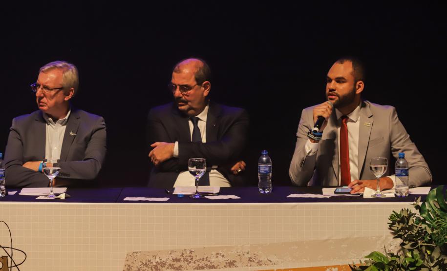 Paraná reafirma compromisso com o ensino superior no maior congresso nacional da ciência