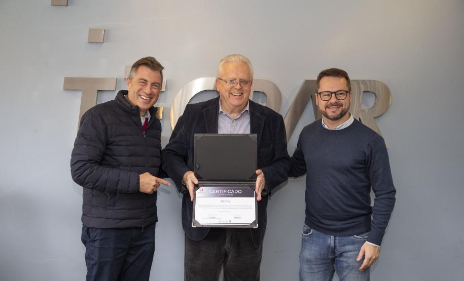 Tecpar recebe incentivos fiscais para projeto de P&D de vacina antirrábica veterinária