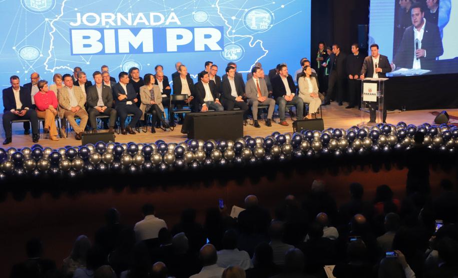 Governador lança programa para capacitar municípios com metodologia que agiliza obras