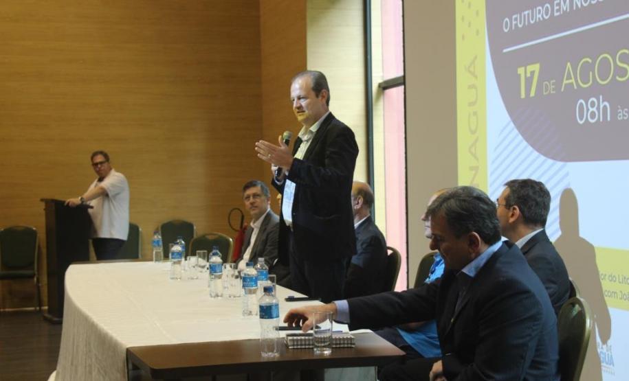 Governo reúne lideranças para debater o desenvolvimento da região do Litoral do Paraná