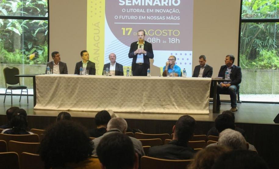 Governo reúne lideranças para debater o desenvolvimento da região do Litoral do Paraná