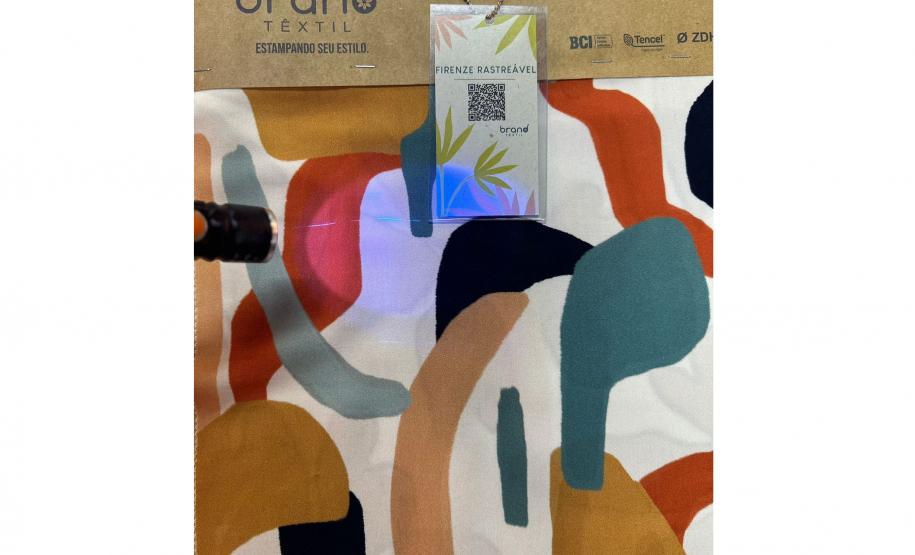 Com apoio do Estado, empresa cria tecnologia que rastreia trajetória das roupas