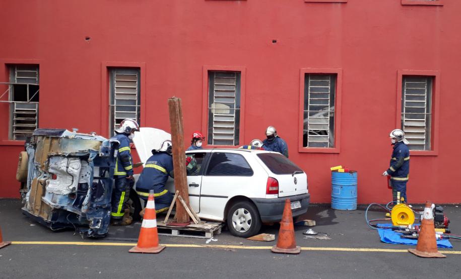 Treinamento de socorristas desenvolvido pela UEM será usado pelo Corpo de Bombeiros