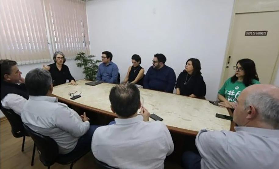 Projetek da UEL entrega 1º projeto e ajuda Cafeara a viabilizar barracões industriais
