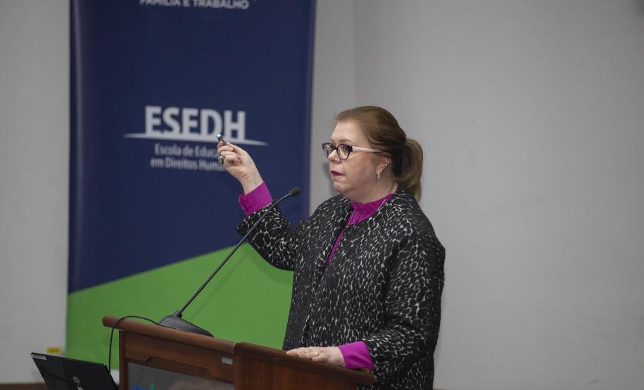 Tecpar capacita 80 colaboradores com curso de Direitos Humanos