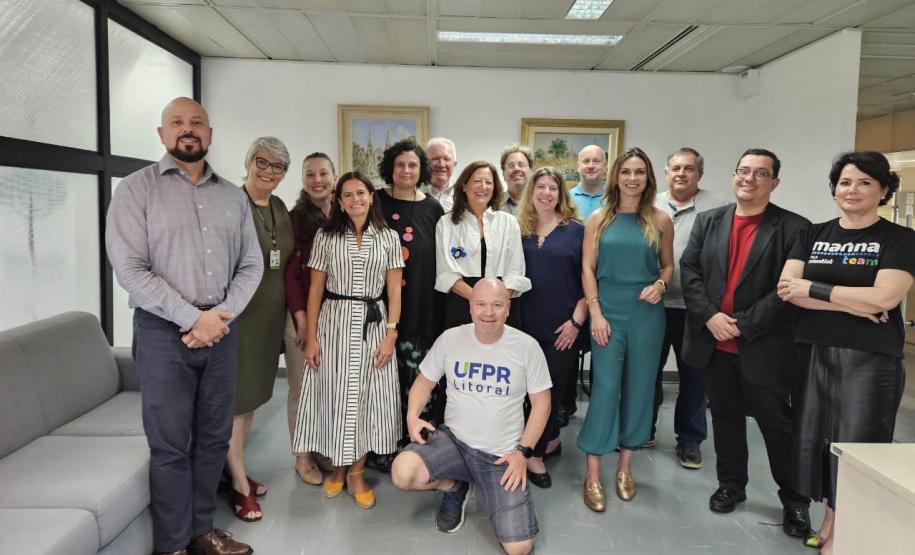 Paraná fortalece projeto de popularização da ciência com apoio de Agência de Portugal