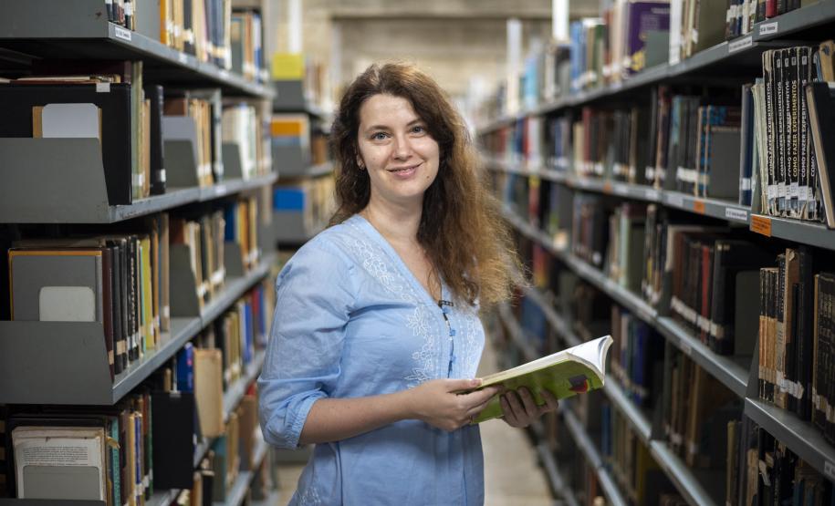 Pesquisadora ucraniana que está na UEL completa nove meses no Paraná