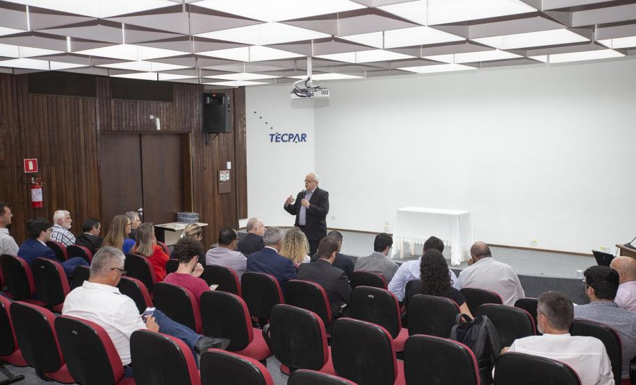 Tecpar e AMP fortalecem parceria para apoiar desenvolvimento dos municípios