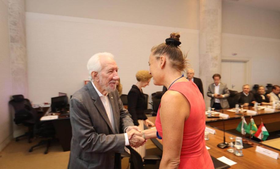 Paraná e Hungria firmam parceria para troca de experiências em inovação e tecnologia