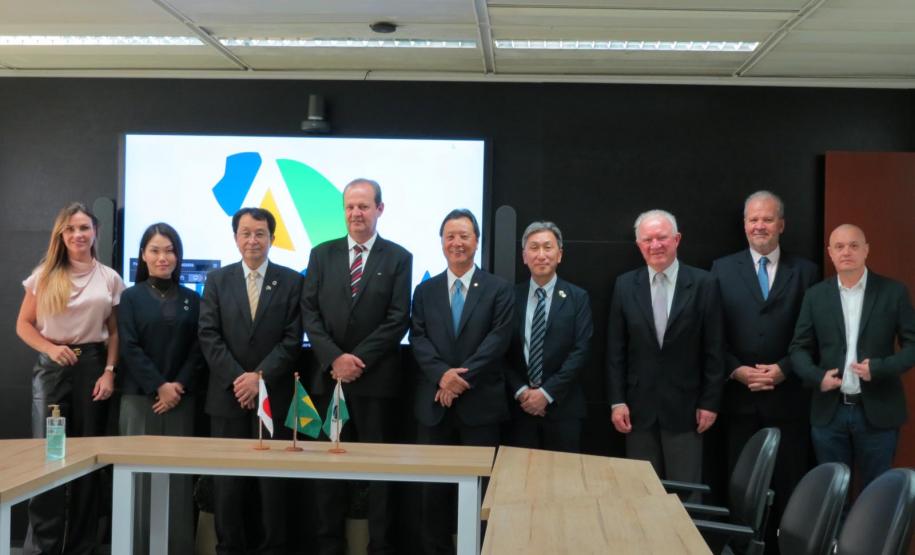 Fundação Araucária busca parceria com universidade do Japão