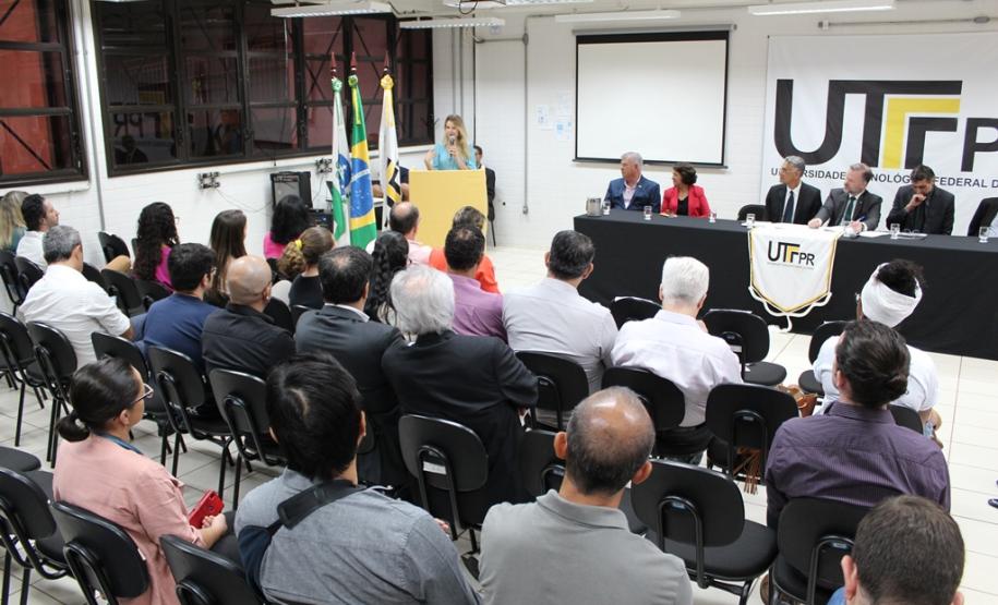 UTFPR inaugura blocos para engenharia em Londrina