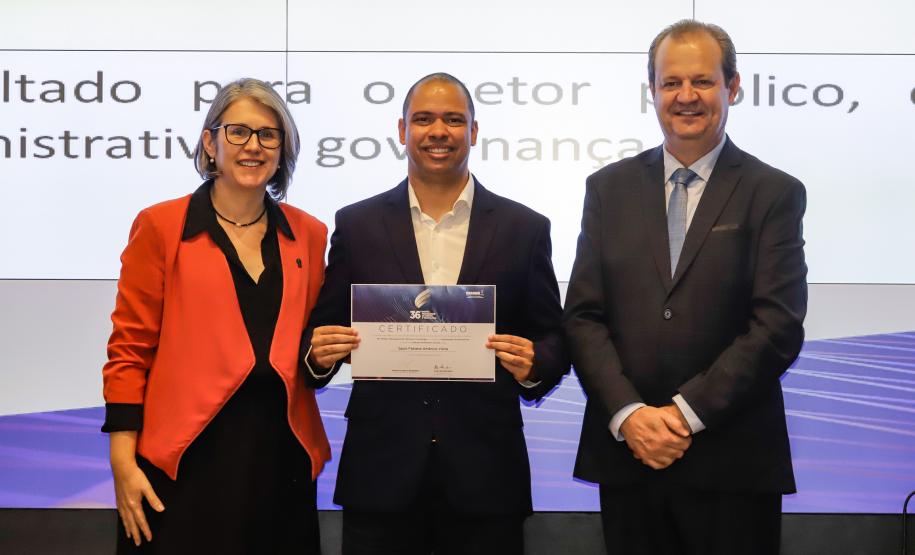 Estado entrega prêmio que reconhece e estimula a produção científica do Paraná