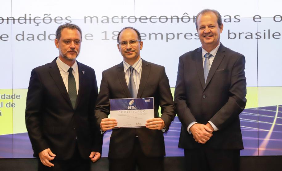 Estado entrega prêmio que reconhece e estimula a produção científica do Paraná