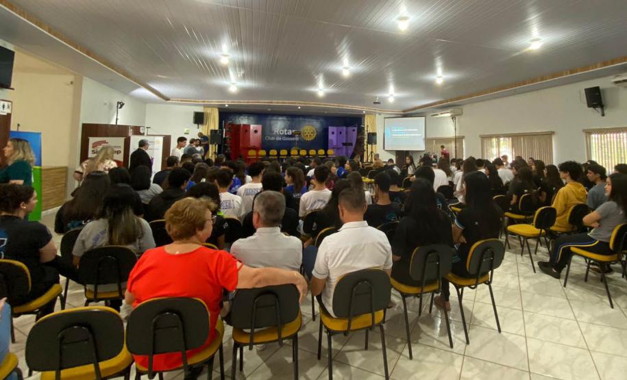 Mais de 300 pessoas participam de semana sobre conscientização tributária