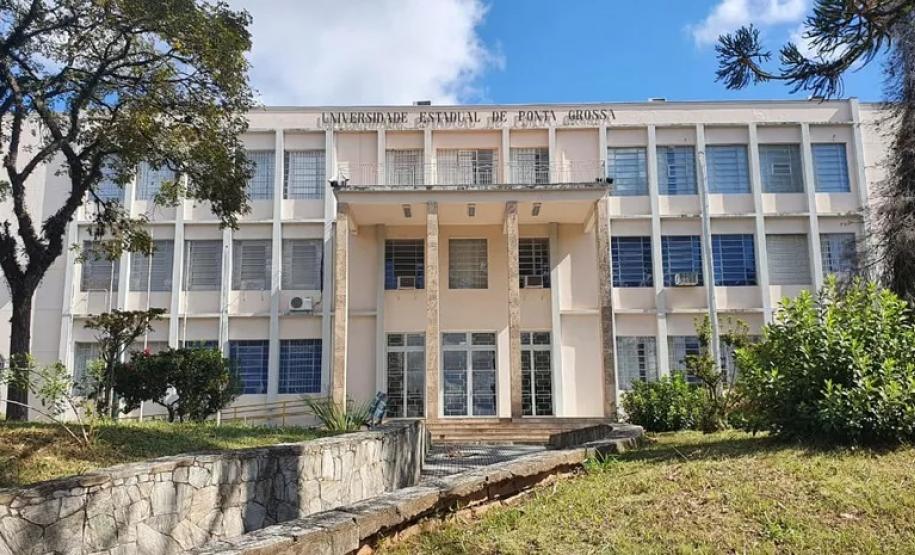 UEPG e Unioeste vão contratar temporariamente docentes e técnicos