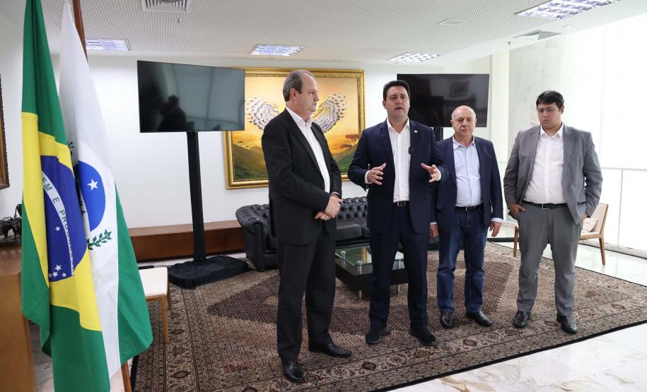 Governo propõe reajuste no adicional de titulação dos professores universitários