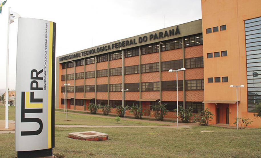 UTFPR inaugura blocos para engenharia em Londrina