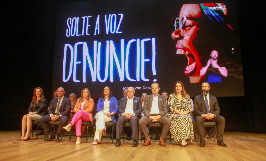 Congresso da CGE reúne 800 pessoas em Curitiba e reforça combate à corrupção