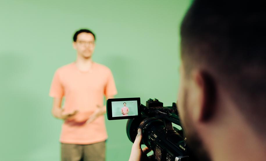 Universidade Virtual leva graduação e especializações a milhares de paranaenses