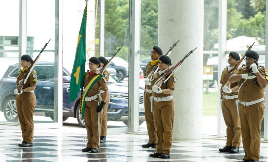 Governador e embaixador da França discutem novas parcerias em cultura e educação