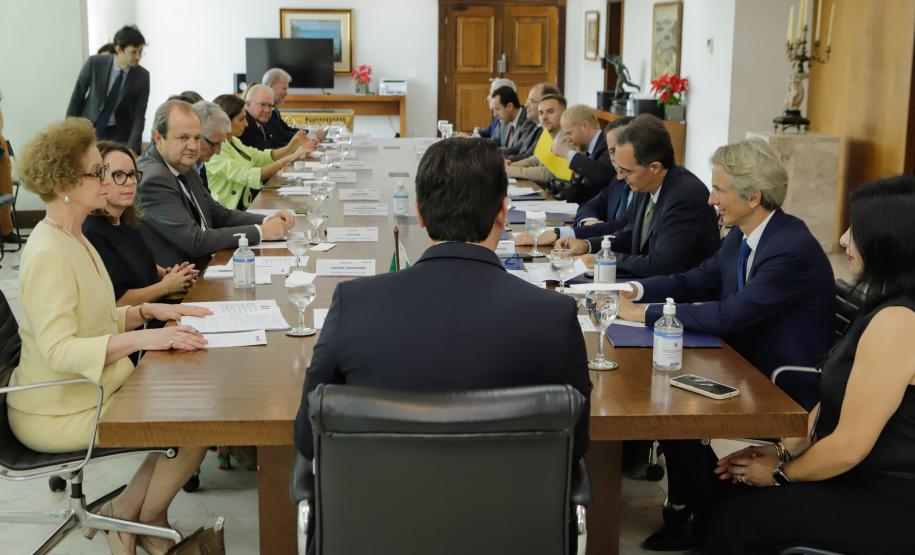 Governador e embaixador da França discutem novas parcerias em cultura e educação