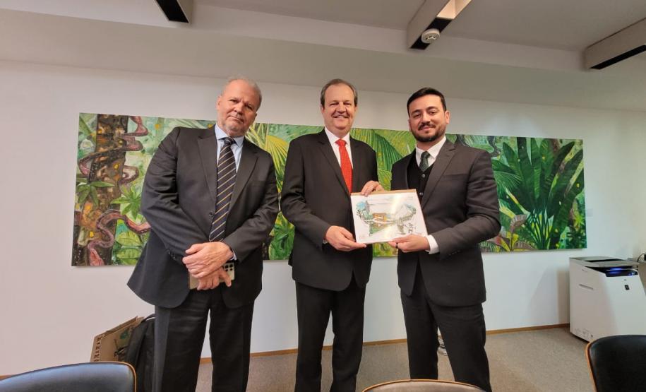 Paraná articula cooperação científica e tecnológica para o ensino superior com o Japão