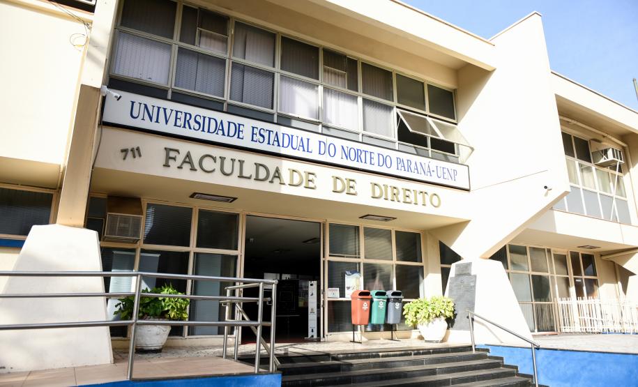 Universidades estaduais estão com 1.342 vagas em cursos de mestrado e doutorado