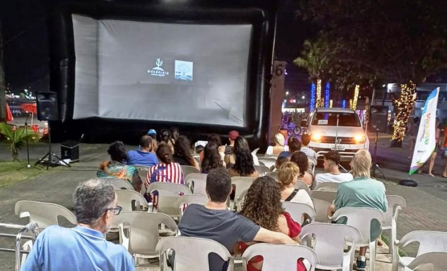 Ciência no verão: universidades estaduais levam tecnologia, educação e diversão aos turistas