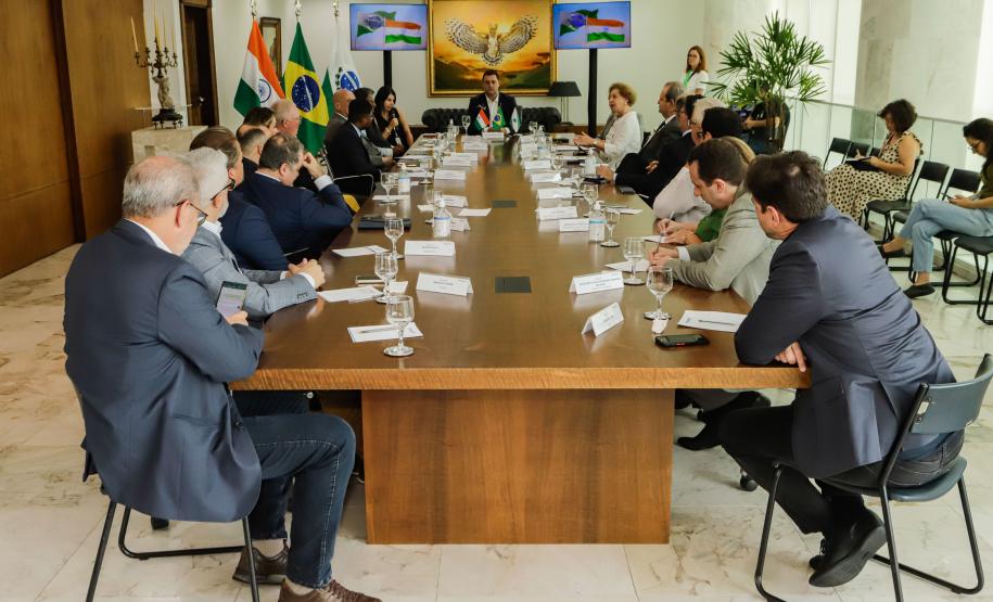 Paraná quer ampliar parceria com a Índia na área de tecnologia