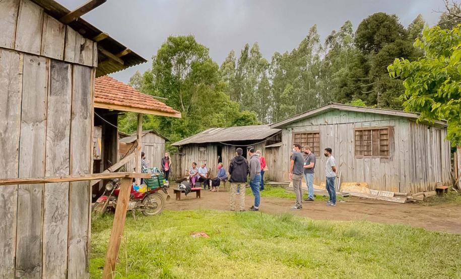 Doutorando da UEPG realiza projeto de atendimento a quilombolas de Castro