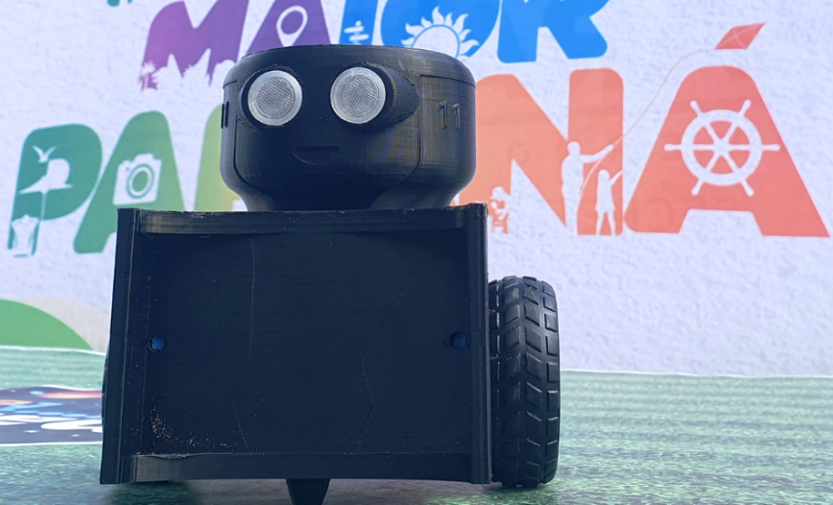 Ciência no verão: universidades estaduais levam tecnologia, educação e diversão aos turistas