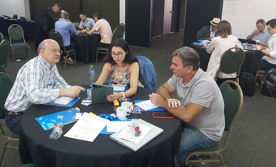 Governo e instituições discutem ações para impulsionar ambientes tecnológicos até 2030