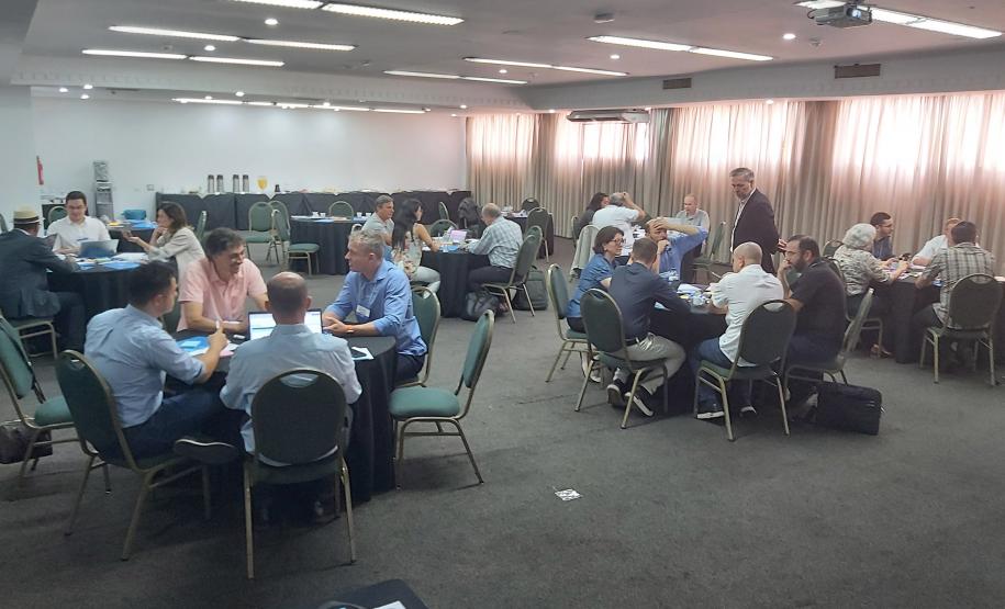 Governo e instituições discutem ações para impulsionar ambientes tecnológicos até 2030