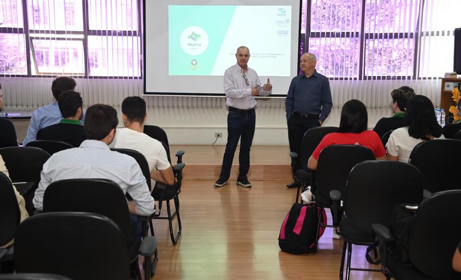 Estado promove encontro dos Escritórios Regionais de Engenharia das universidades