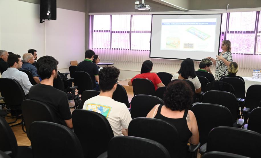 Estado promove encontro dos Escritórios Regionais de Engenharia das universidades