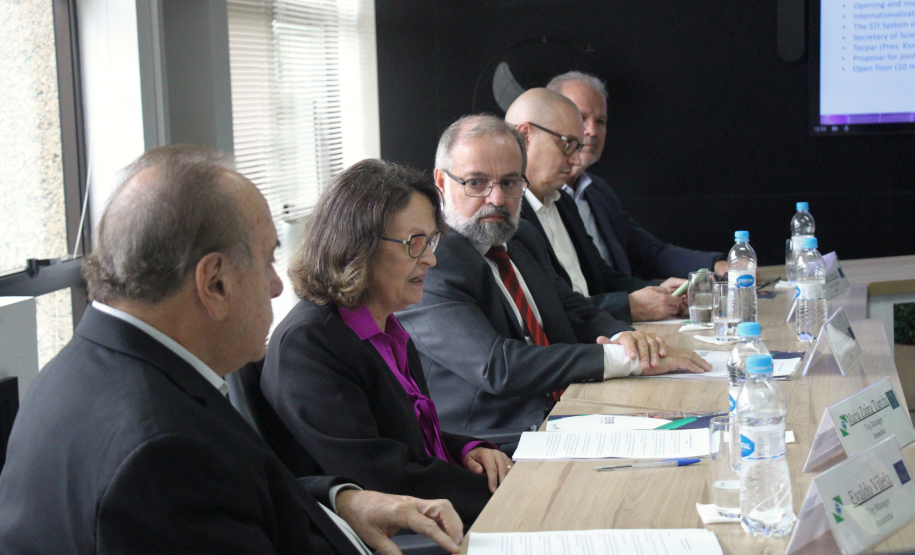 Paraná e União Europeia discutem possíveis parcerias na área de CT&I