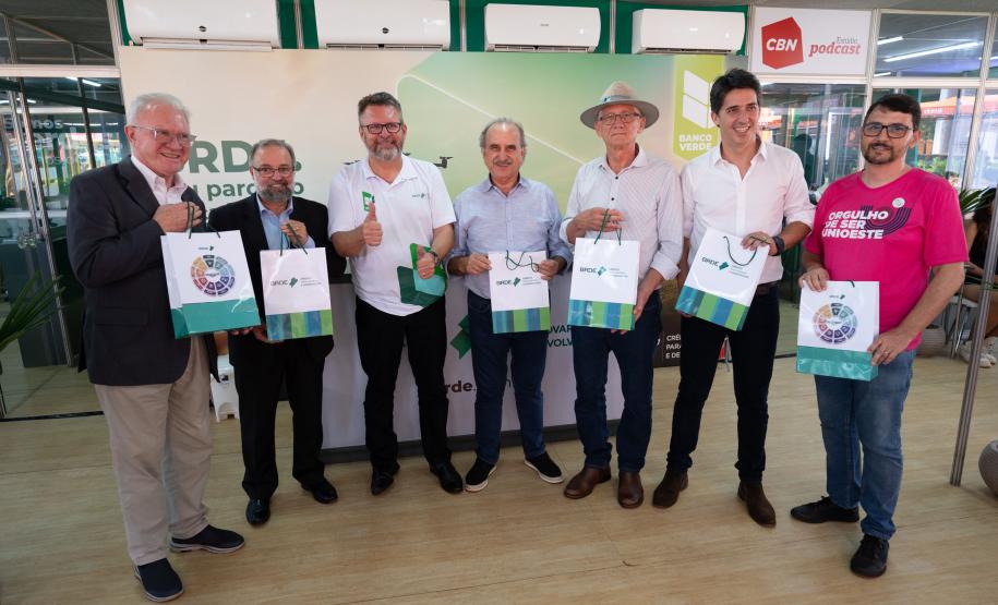 Estado e BRDE lançam chamada pública de R$ 3,2 milhões para apoiar projetos socioambientais